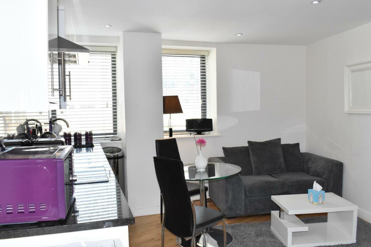 Chelsea Bridge apartamentos Londres Exterior foto